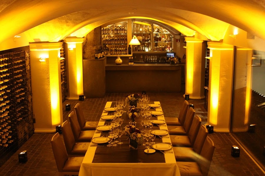 XV Beacon, eat & drink