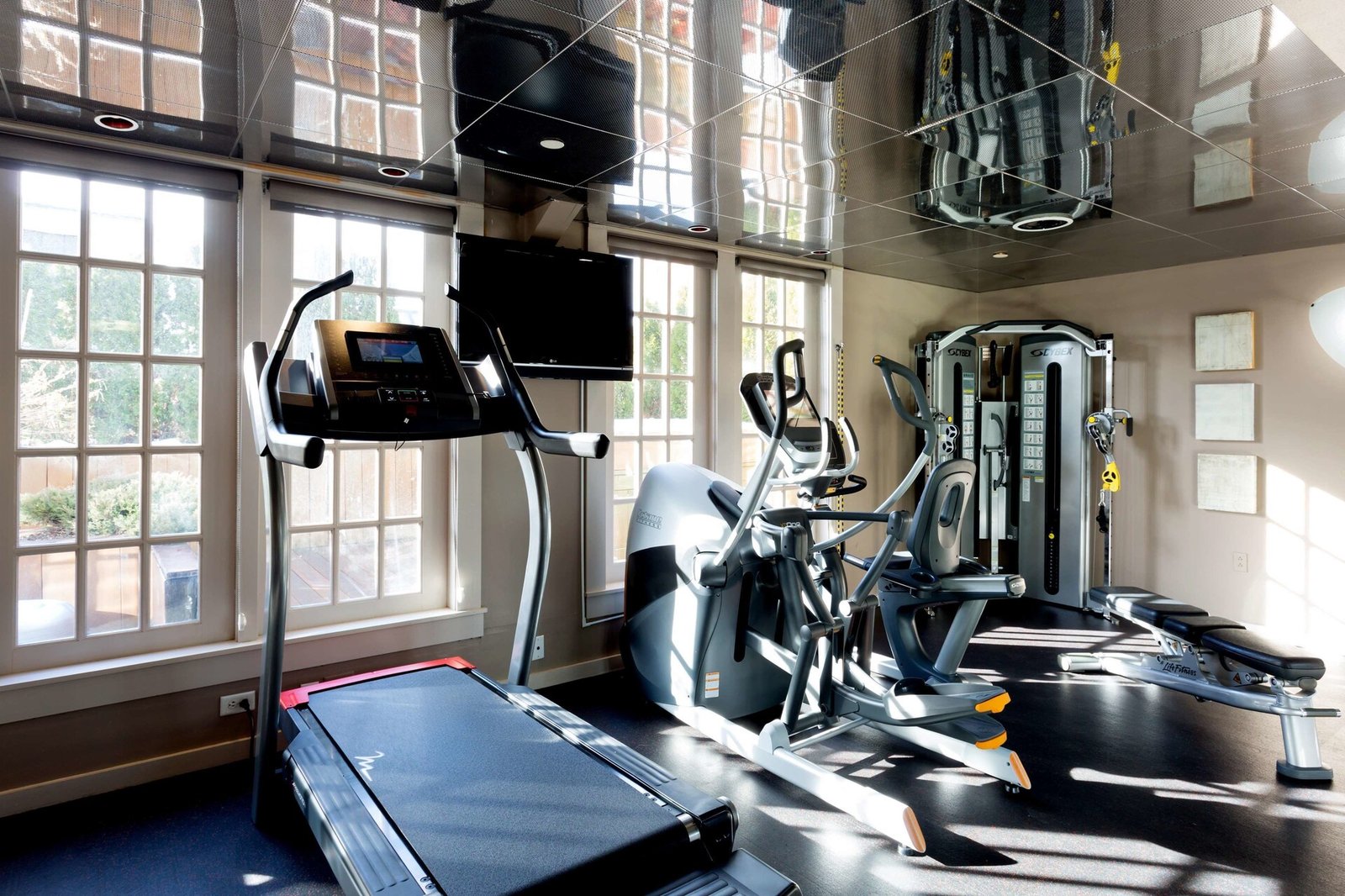XV Beacon, the gym