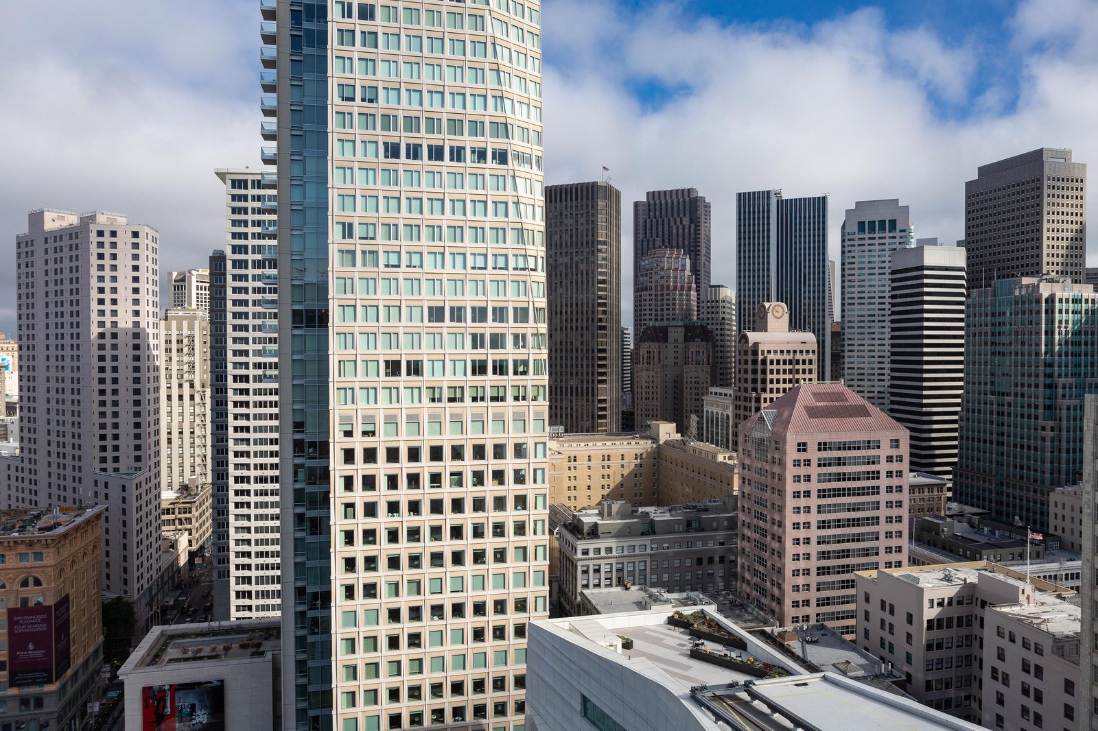 W San Francisco, vibe