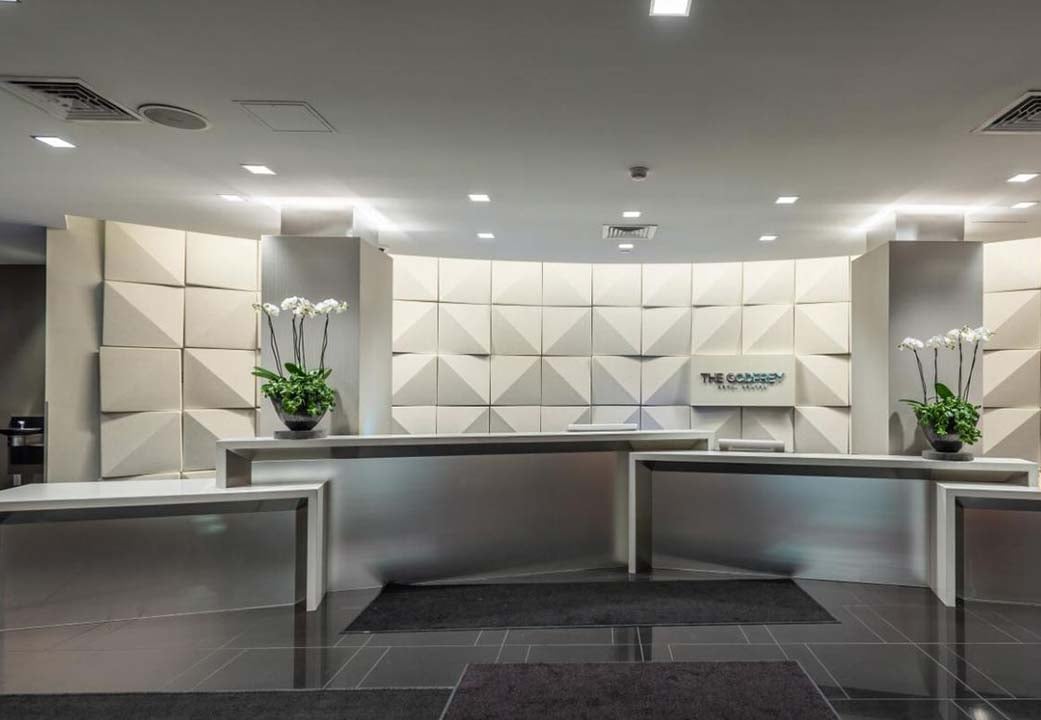 The Godfrey Hotel Boston, vibe