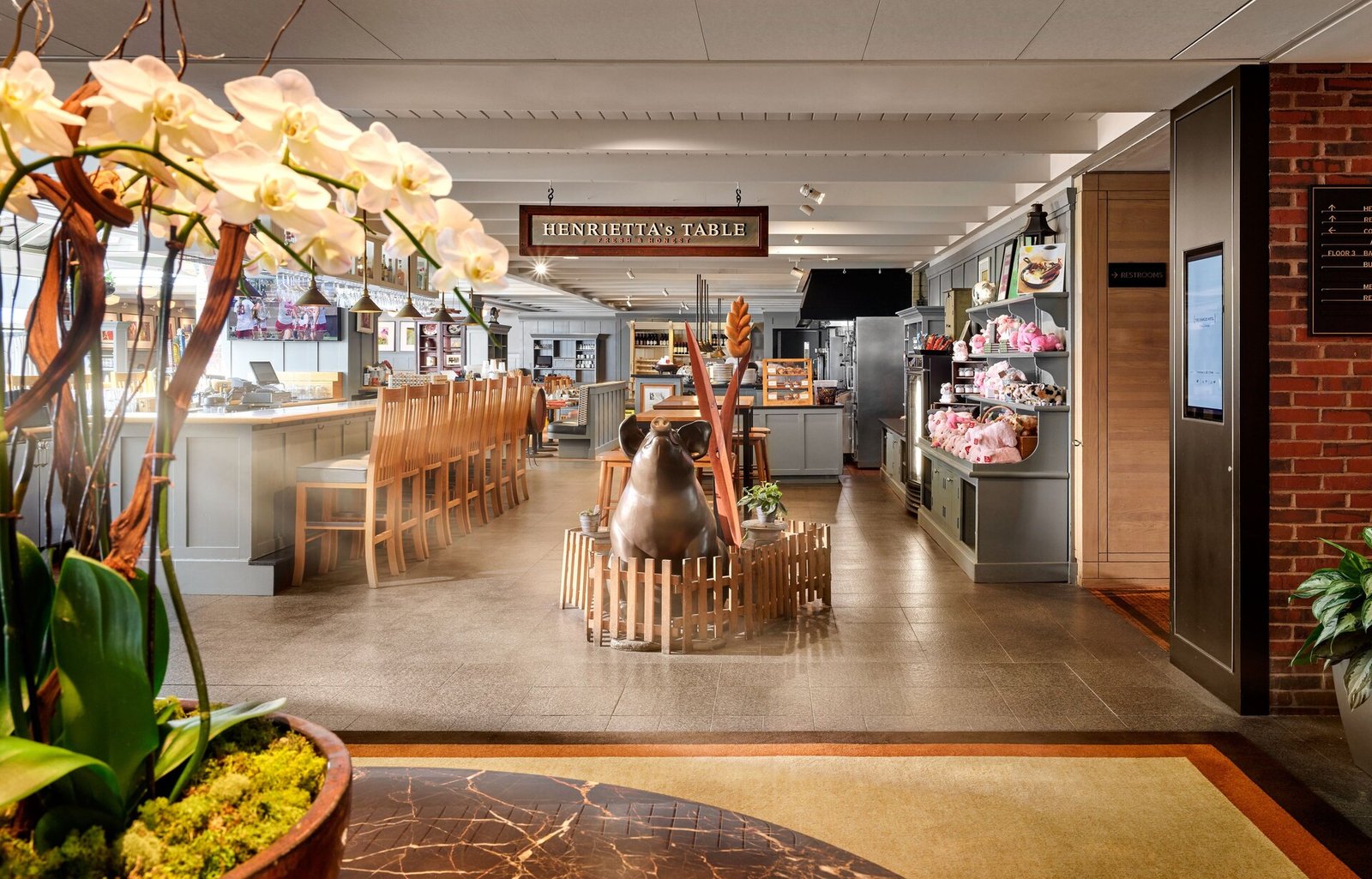 The Charles Hotel, eat & drink