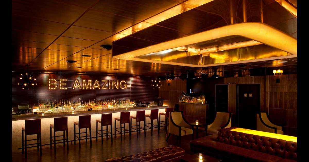 Phoenix Hotel, eat & drink