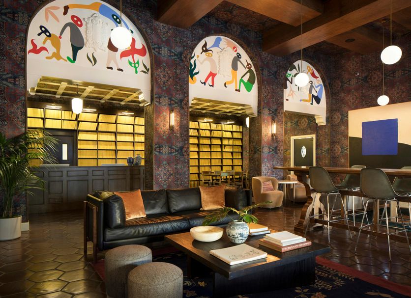 Graduate by Hilton Berkeley, vibe