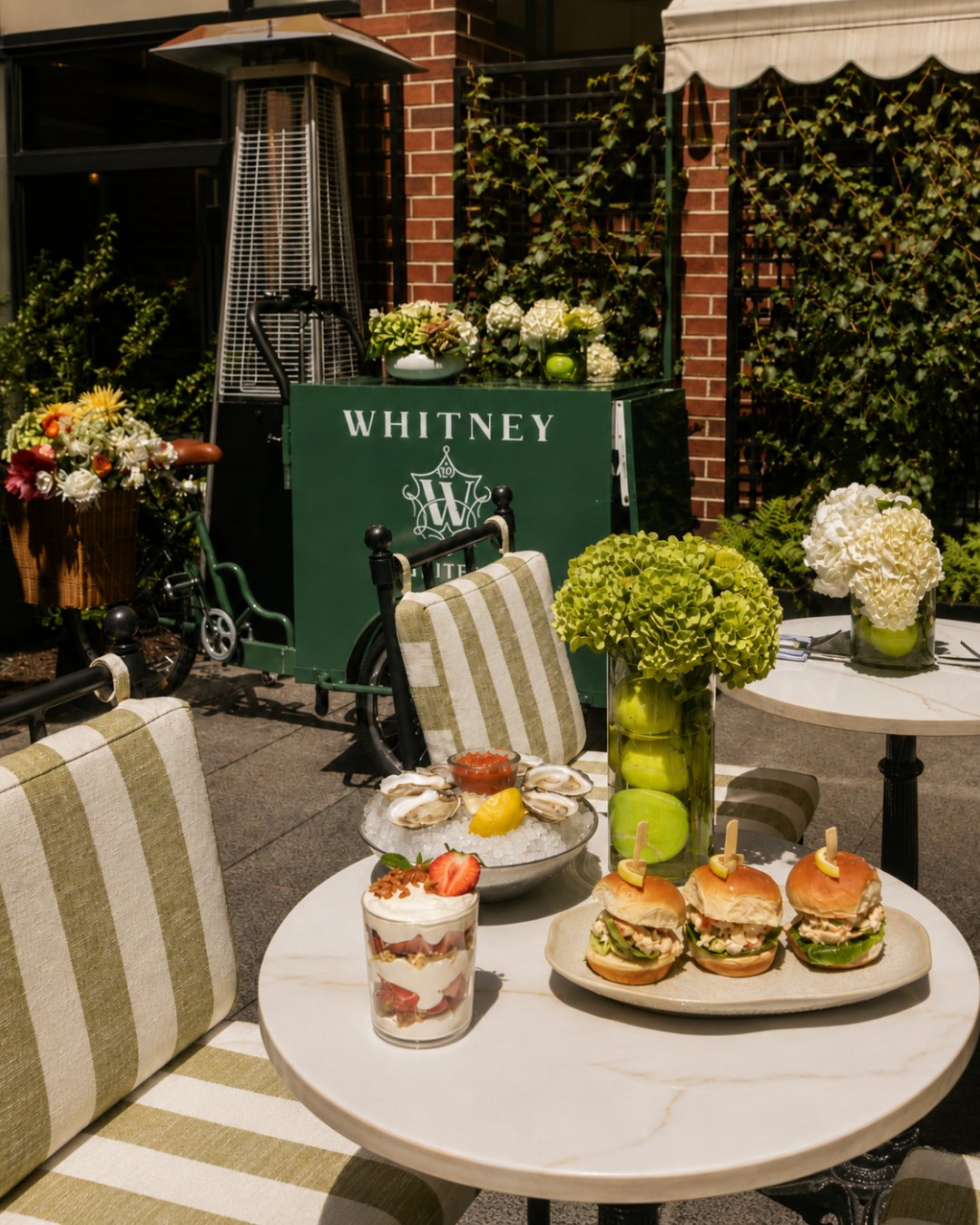 The Whitney Hotel Boston, peregrine