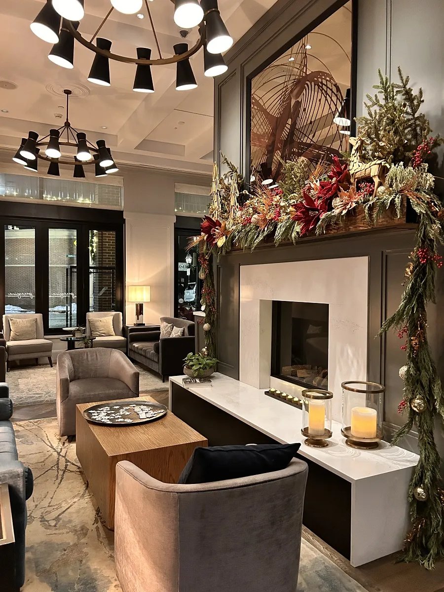 The Whitney Hotel Boston, eat & drink