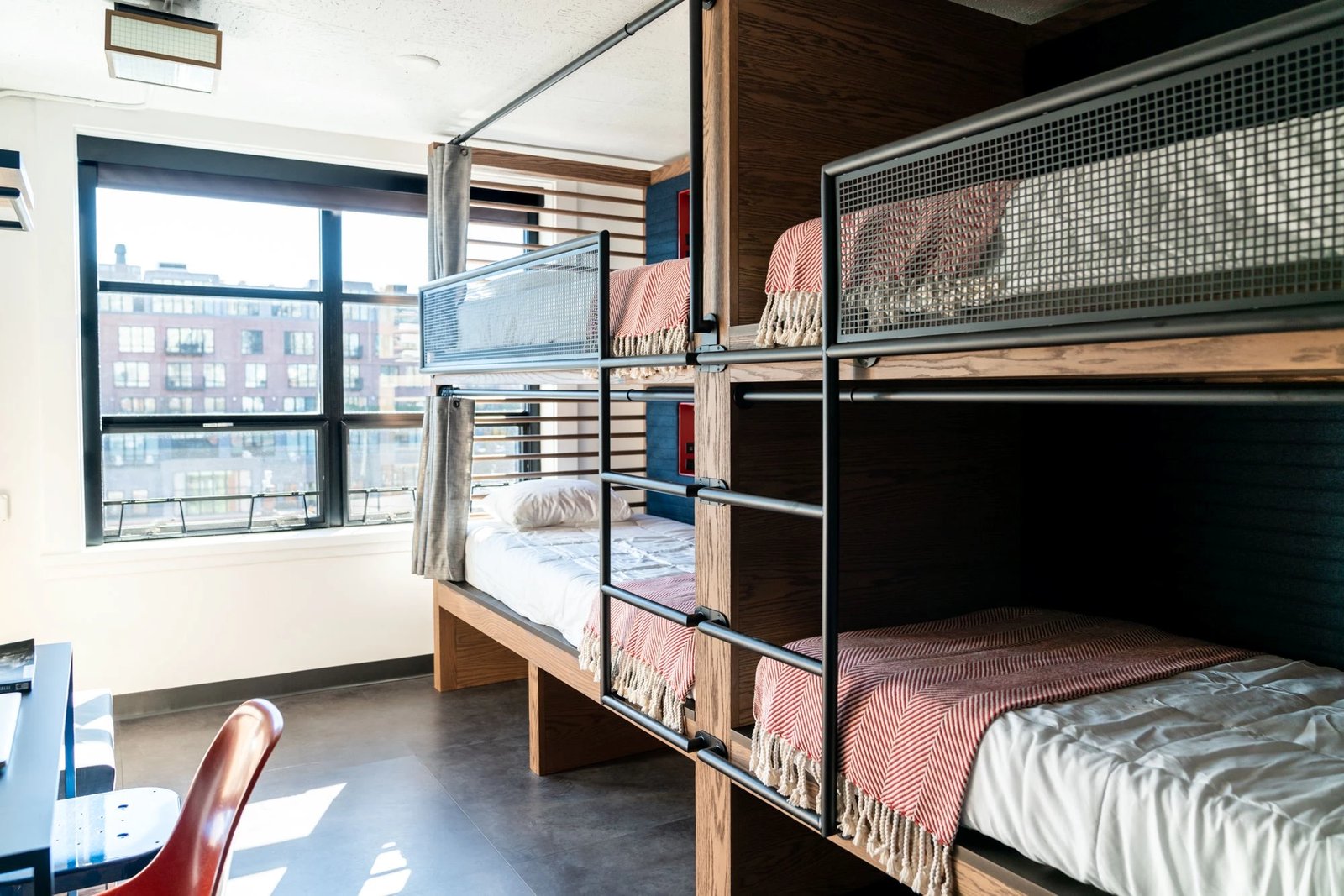 The Revolution Hotel, rooms