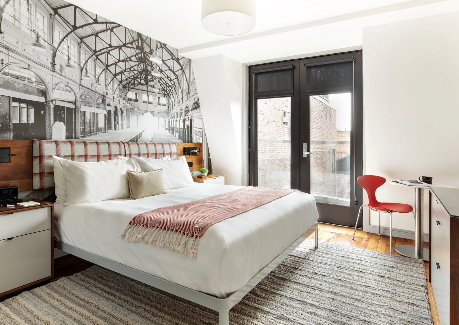 The Revolution Hotel, rooms