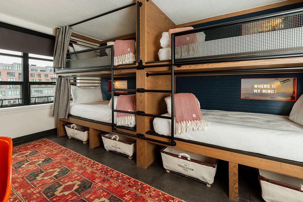 The Revolution Hotel, rooms