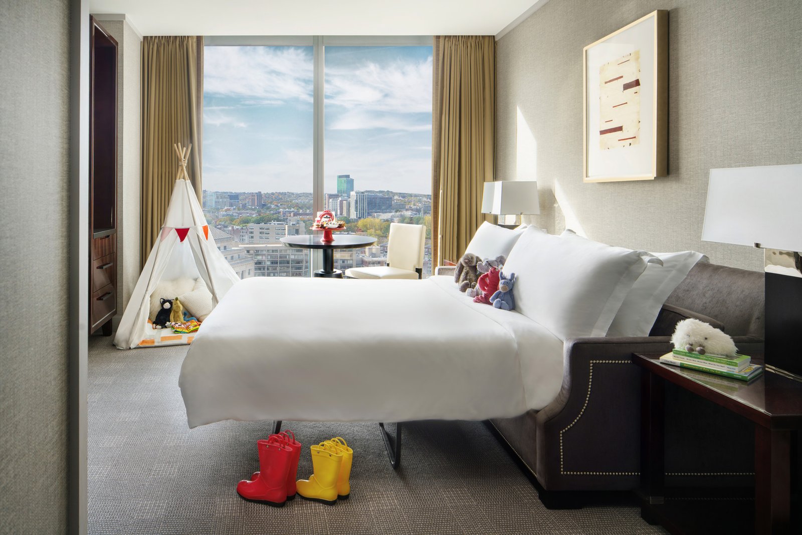 Four Seasons Hotel One Dalton Street, Boston, rooms