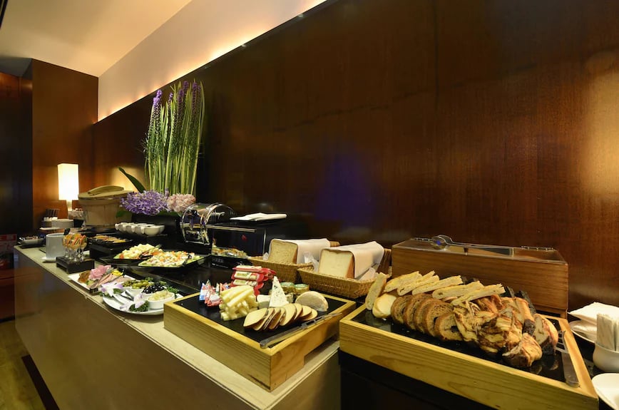 Les Suites Da-An — eat & drink