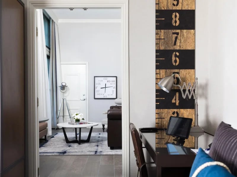 Harbor Court Hotel, rooms
