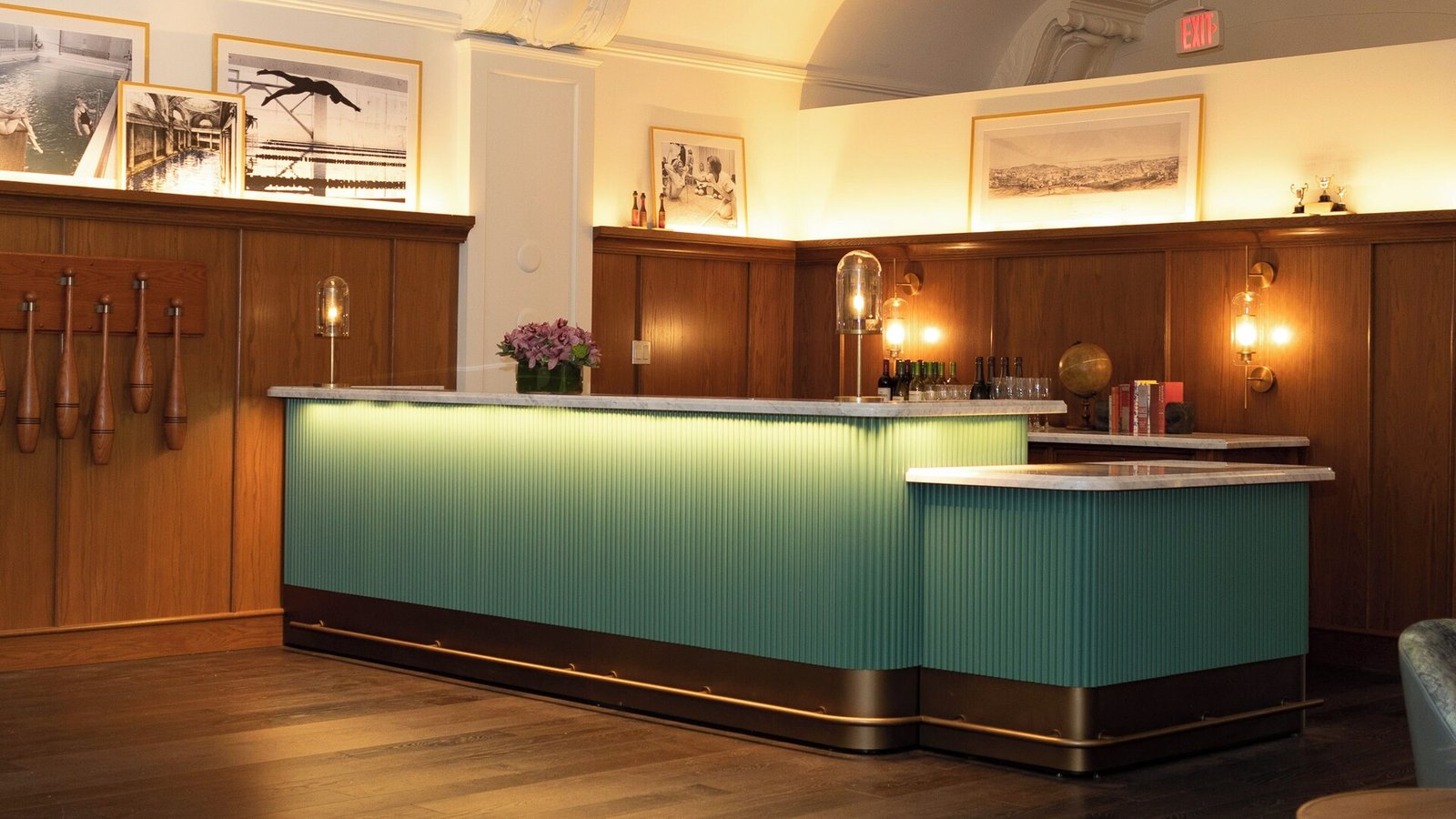 Harbor Court Hotel, eat & drink