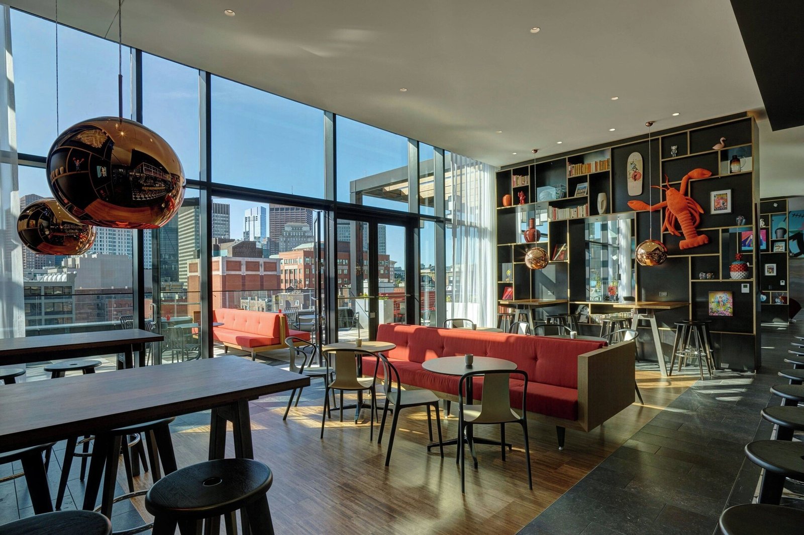 citizenM Boston North Station, eat & drink