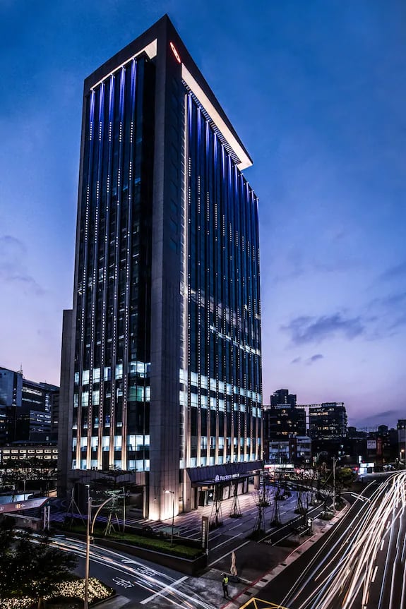 The Place Taipei — backstory