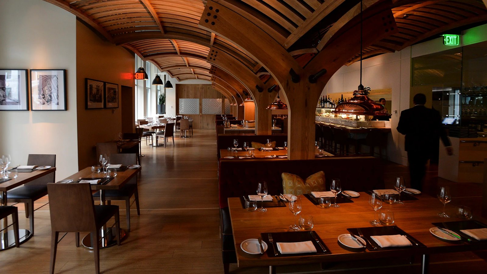 Mandarin Oriental, Boston, eat & drink
