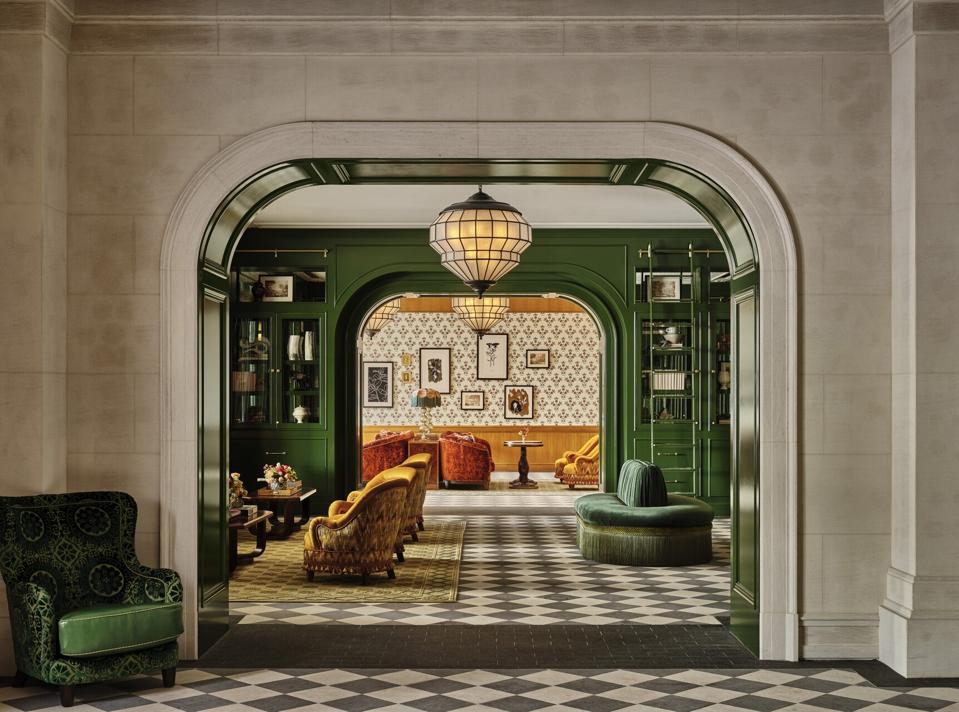 Four Seasons Hotel Boston, vibe
