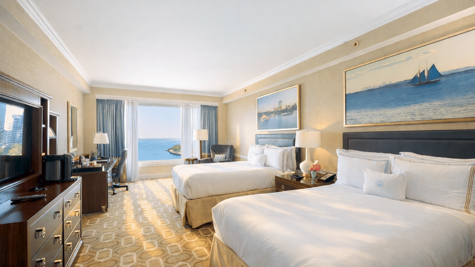 Boston Harbor Hotel, rooms