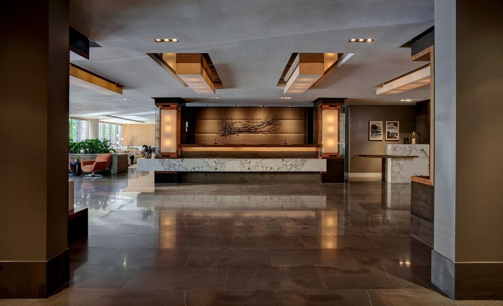 The Dupont Circle Hotel, vibe