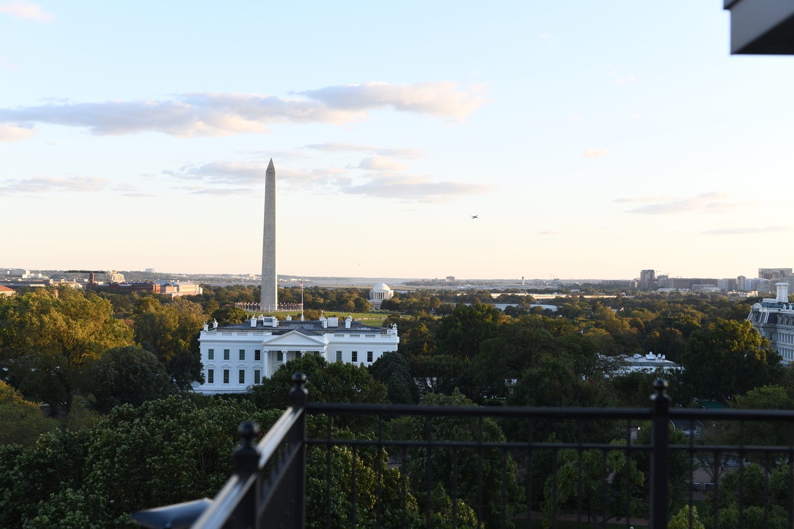 The Hay-Adams, vibe