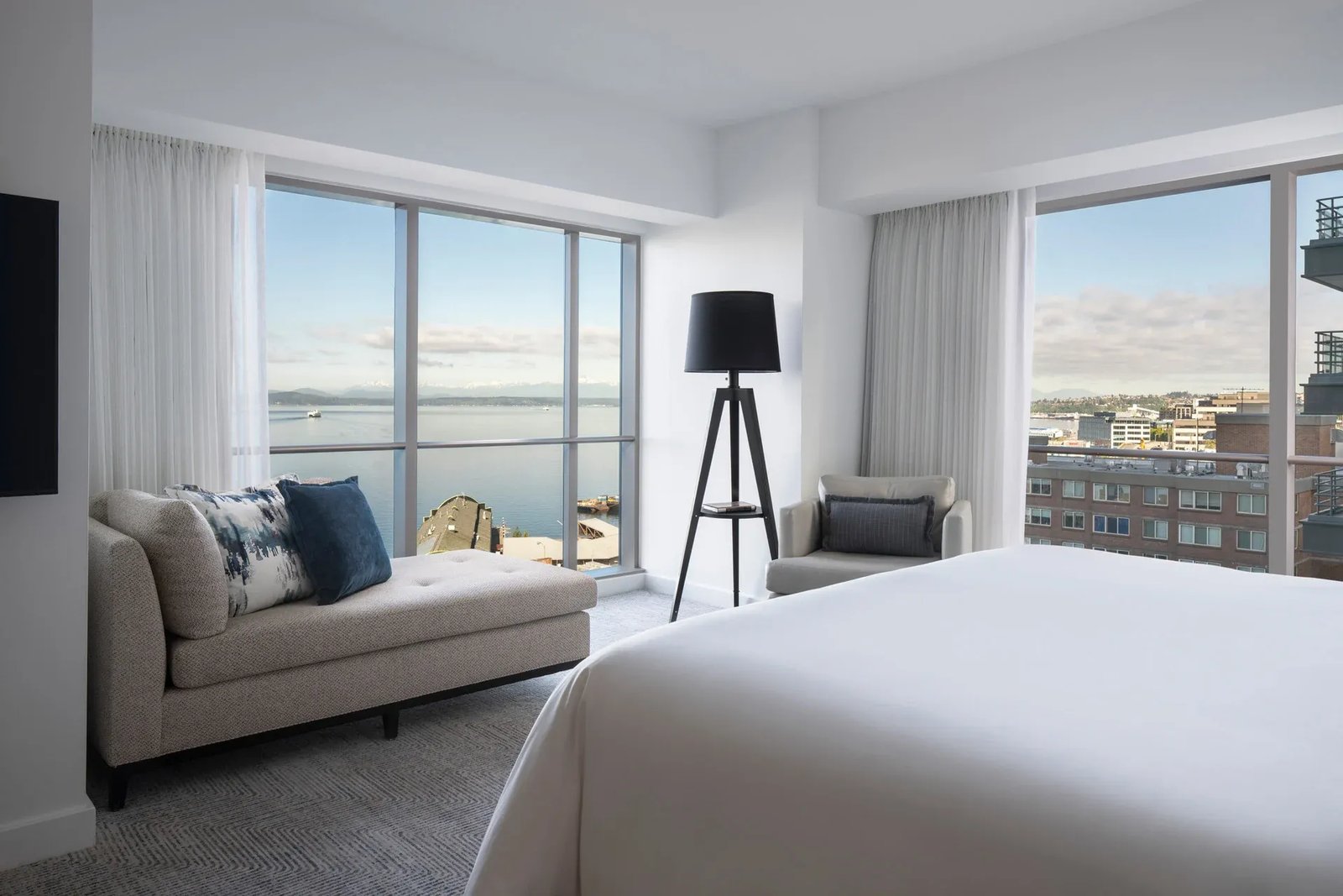 Four Seasons Hotel Seattle, rooms