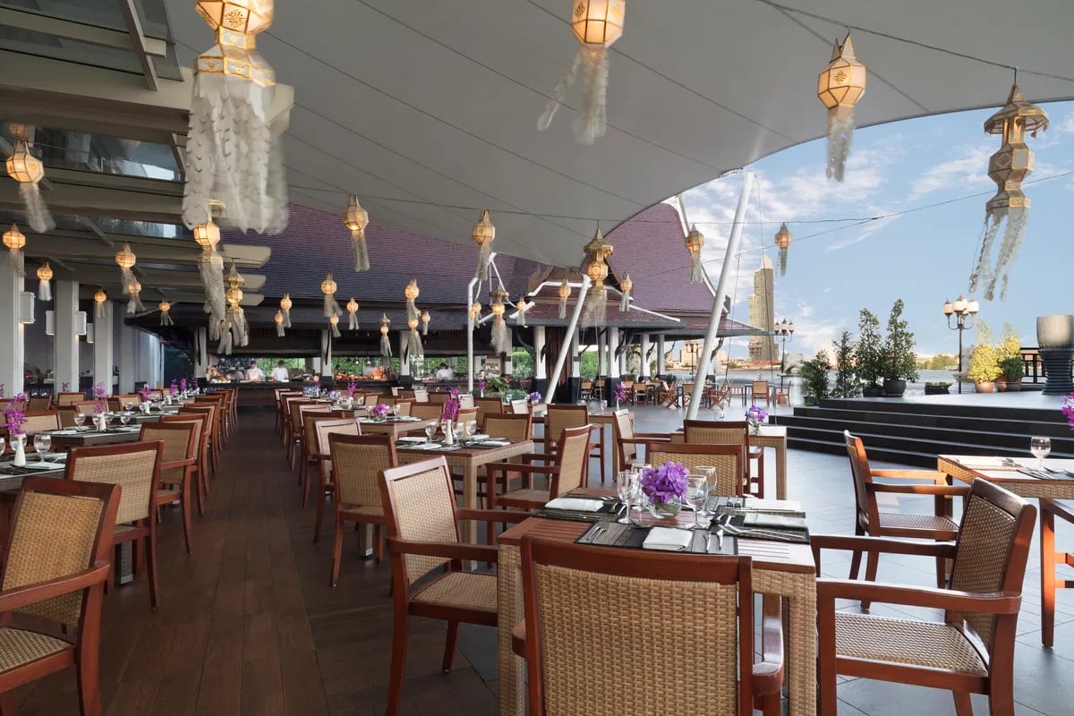 Anantara Bangkok Riverside Resort & Spa, riverside terrace