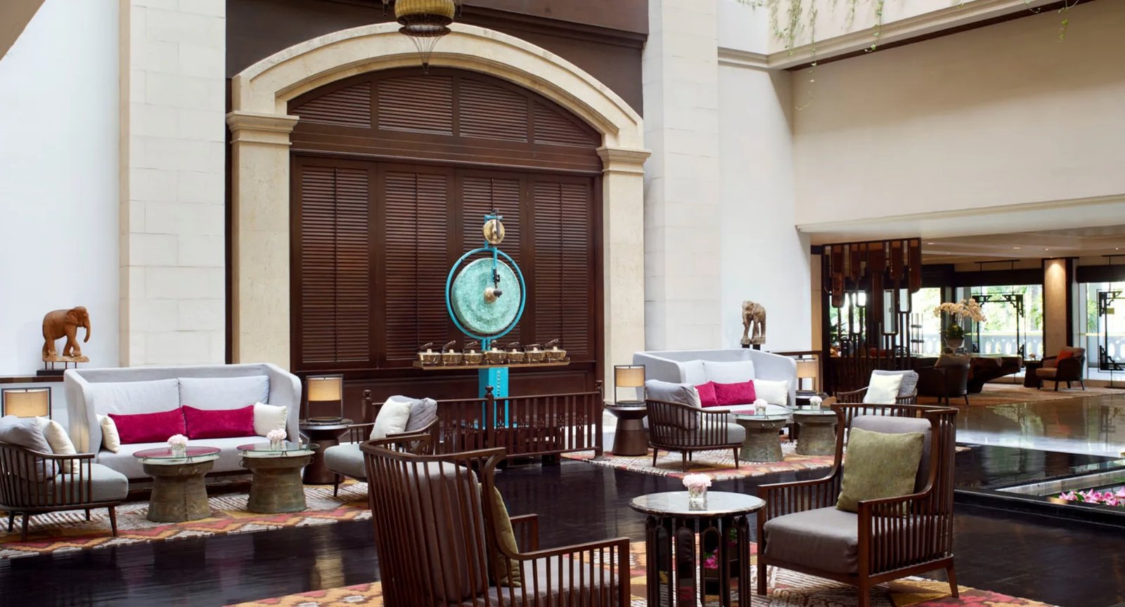 Anantara Bangkok Riverside Resort & Spa — vibe