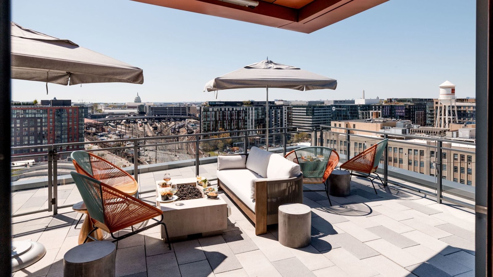 The Morrow Washington DC, Curio Collection by Hilton, vibe
