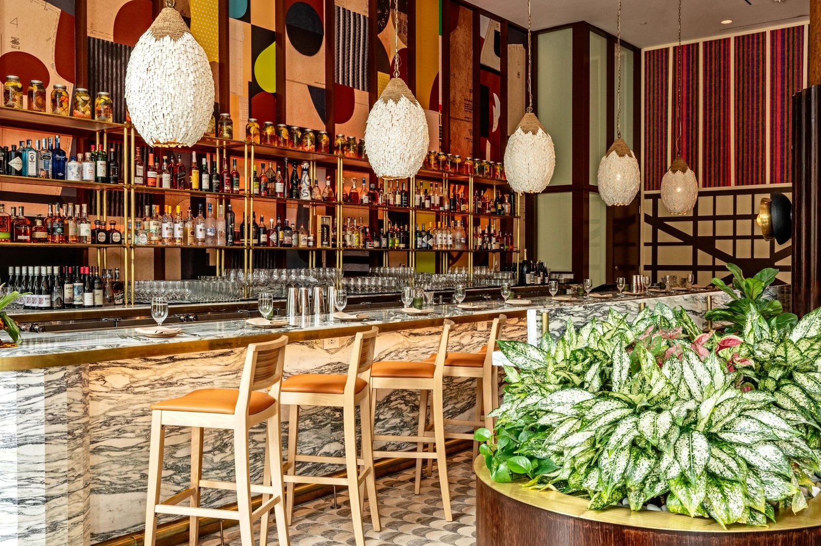 The Morrow Washington DC, Curio Collection by Hilton, eat & drink