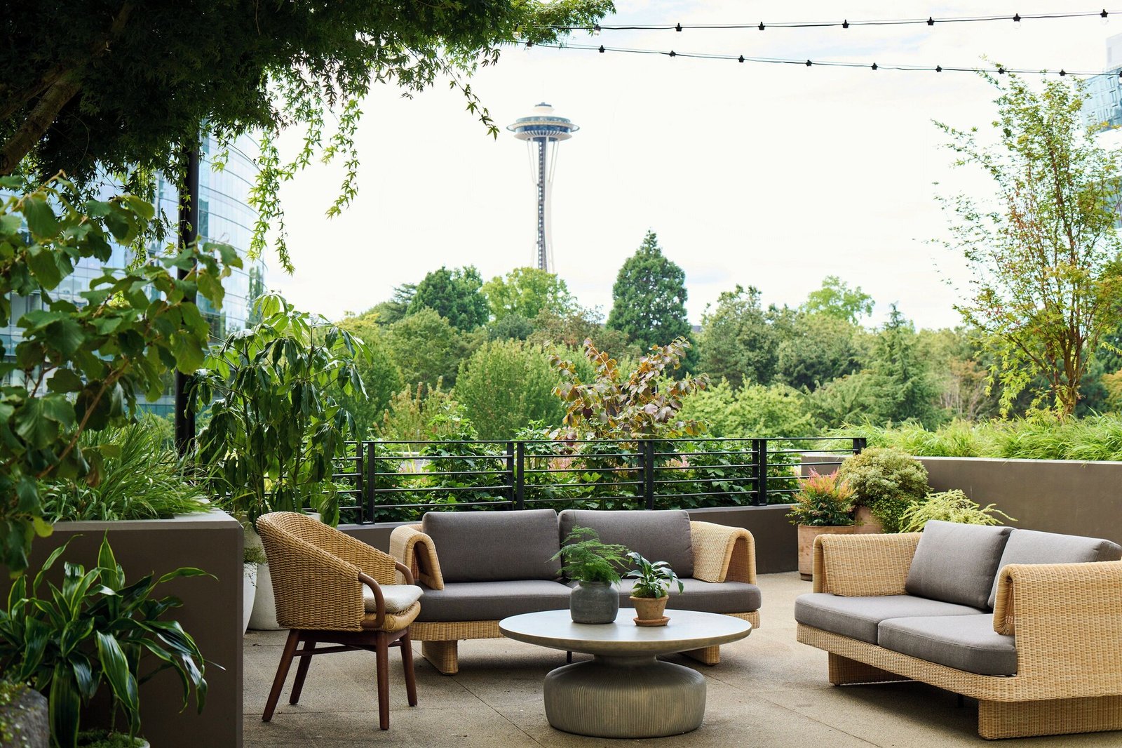 1 Hotel Seattle, vibe