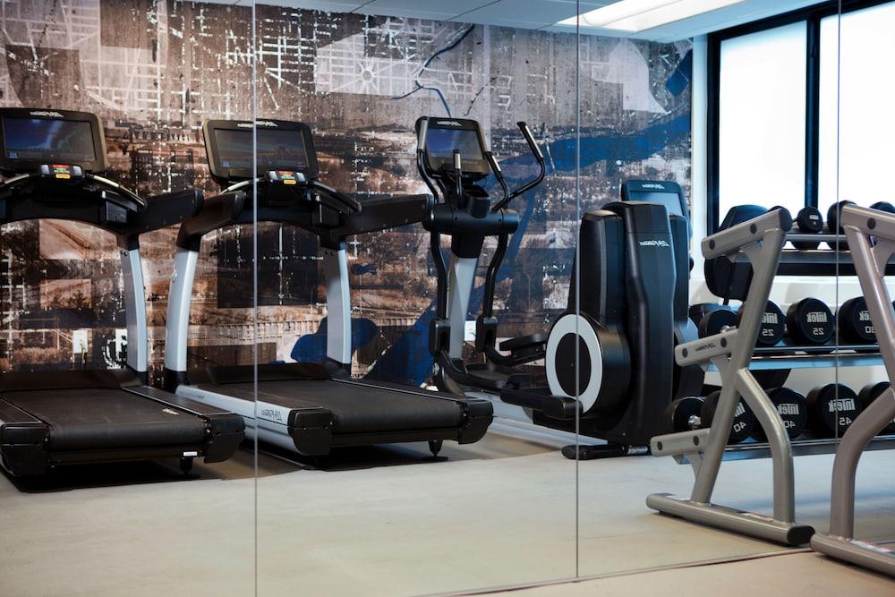 Hotel Zena Washington DC, the gym