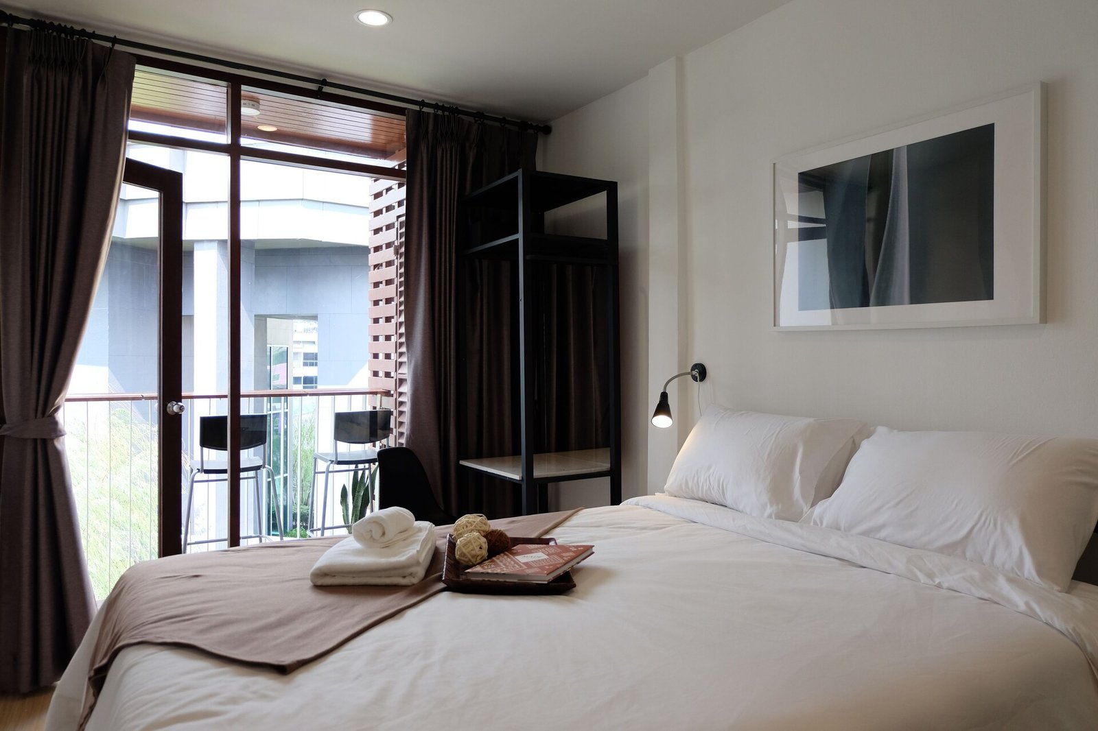 Haus Sathon 21 Hotel — vibe