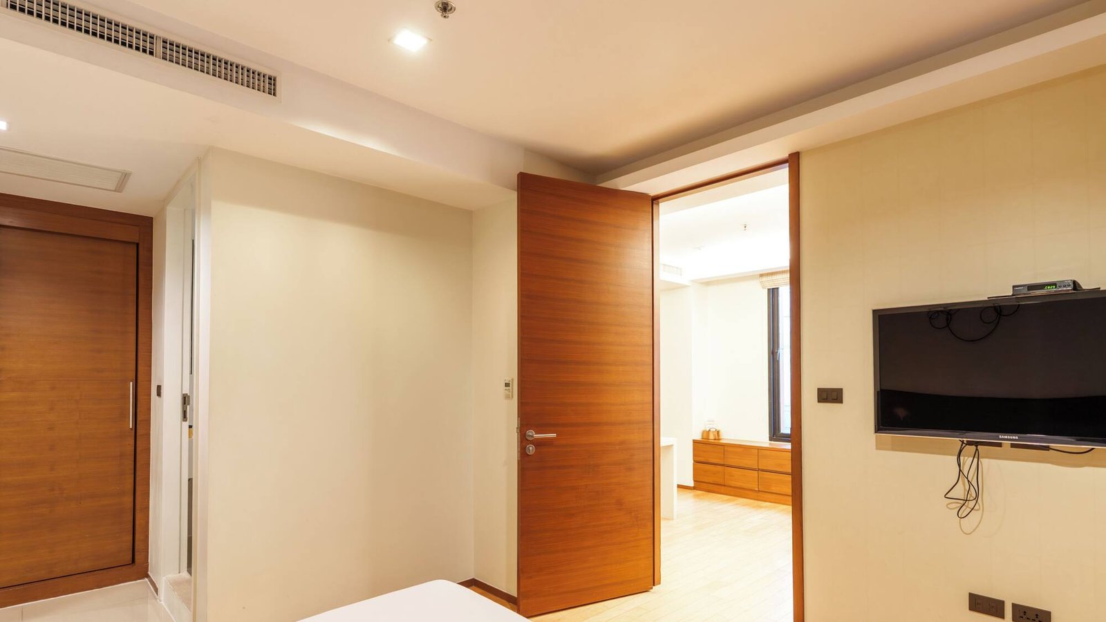 Haus Sathon 21 Hotel — rooms