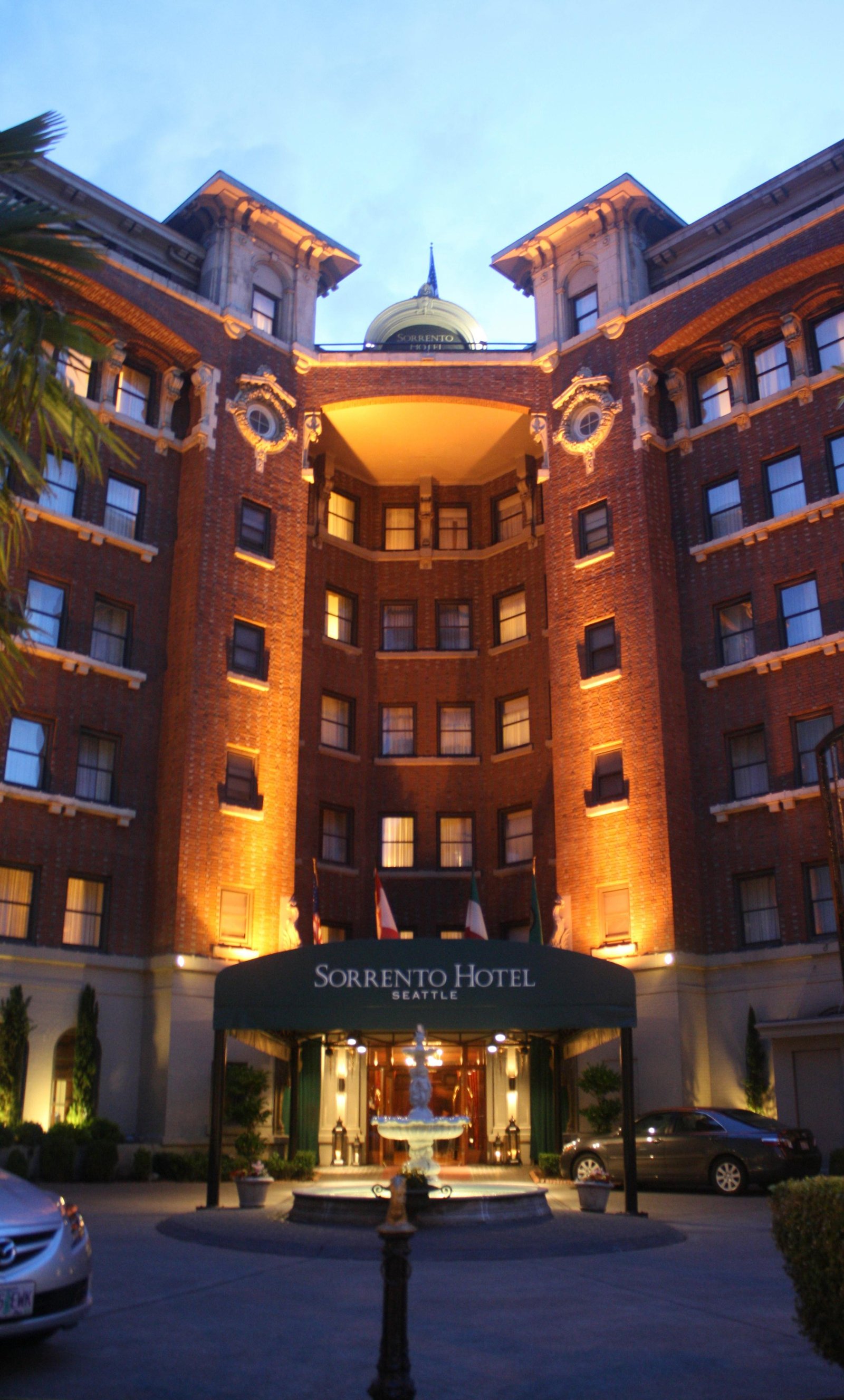 Hotel Sorrento, backstory