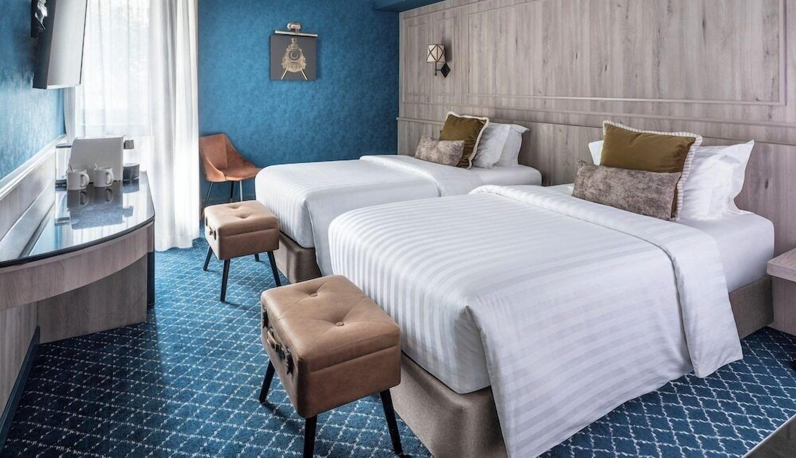 The Coach Hotel Bangkok — rooms