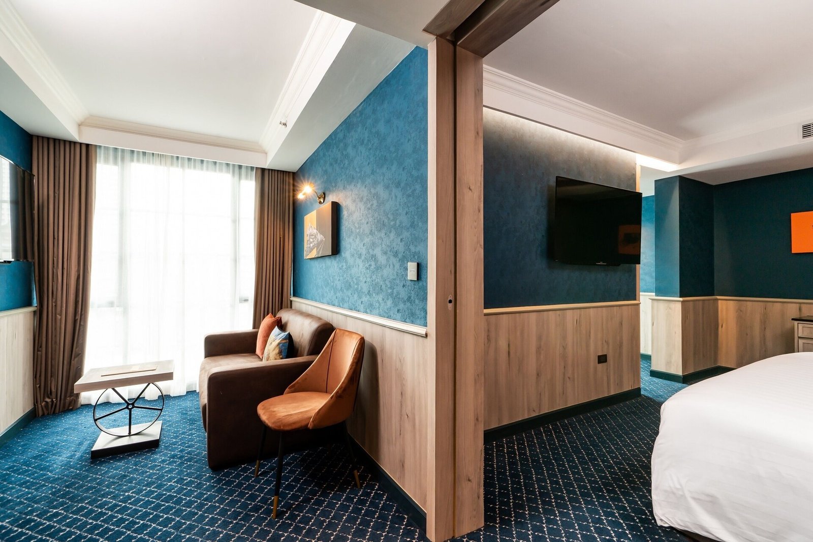 The Coach Hotel Bangkok — rooms