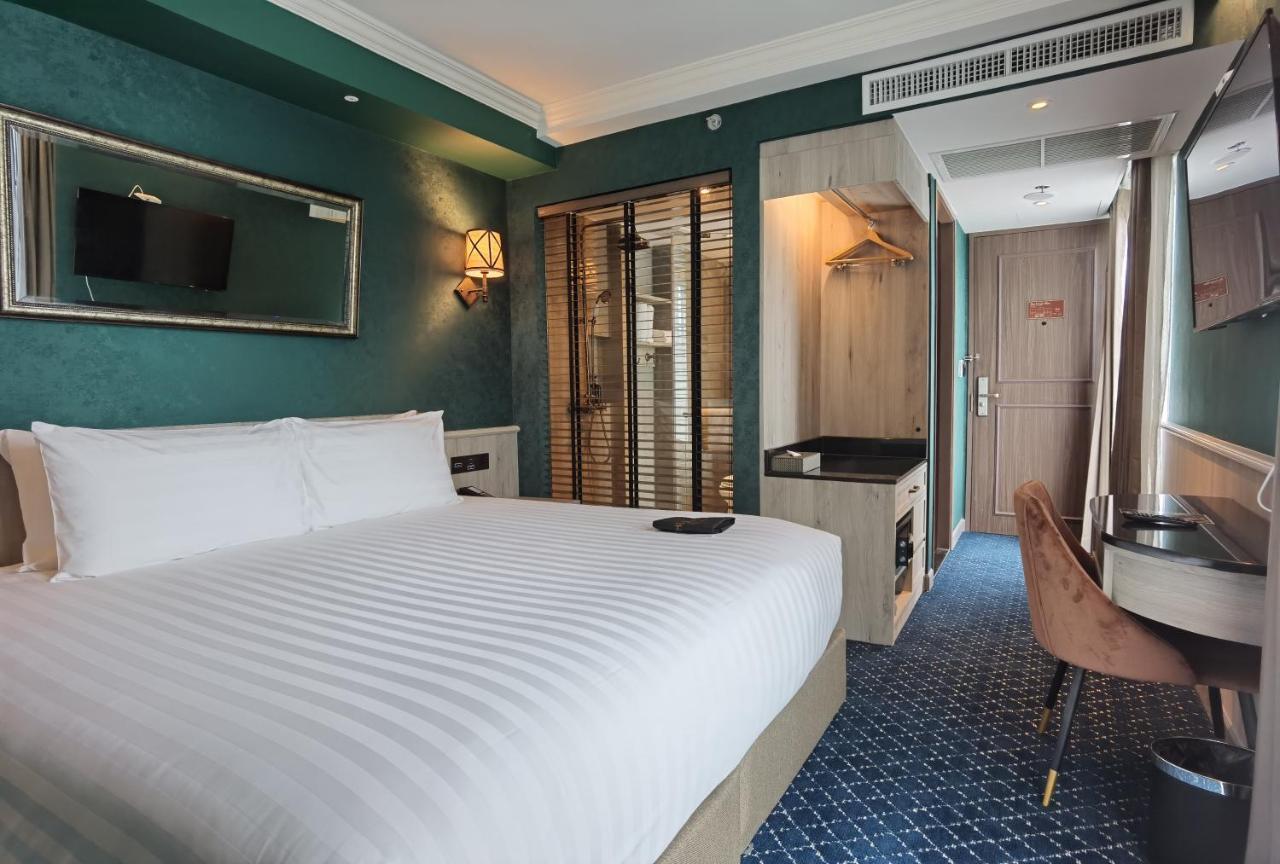 The Coach Hotel Bangkok — rooms