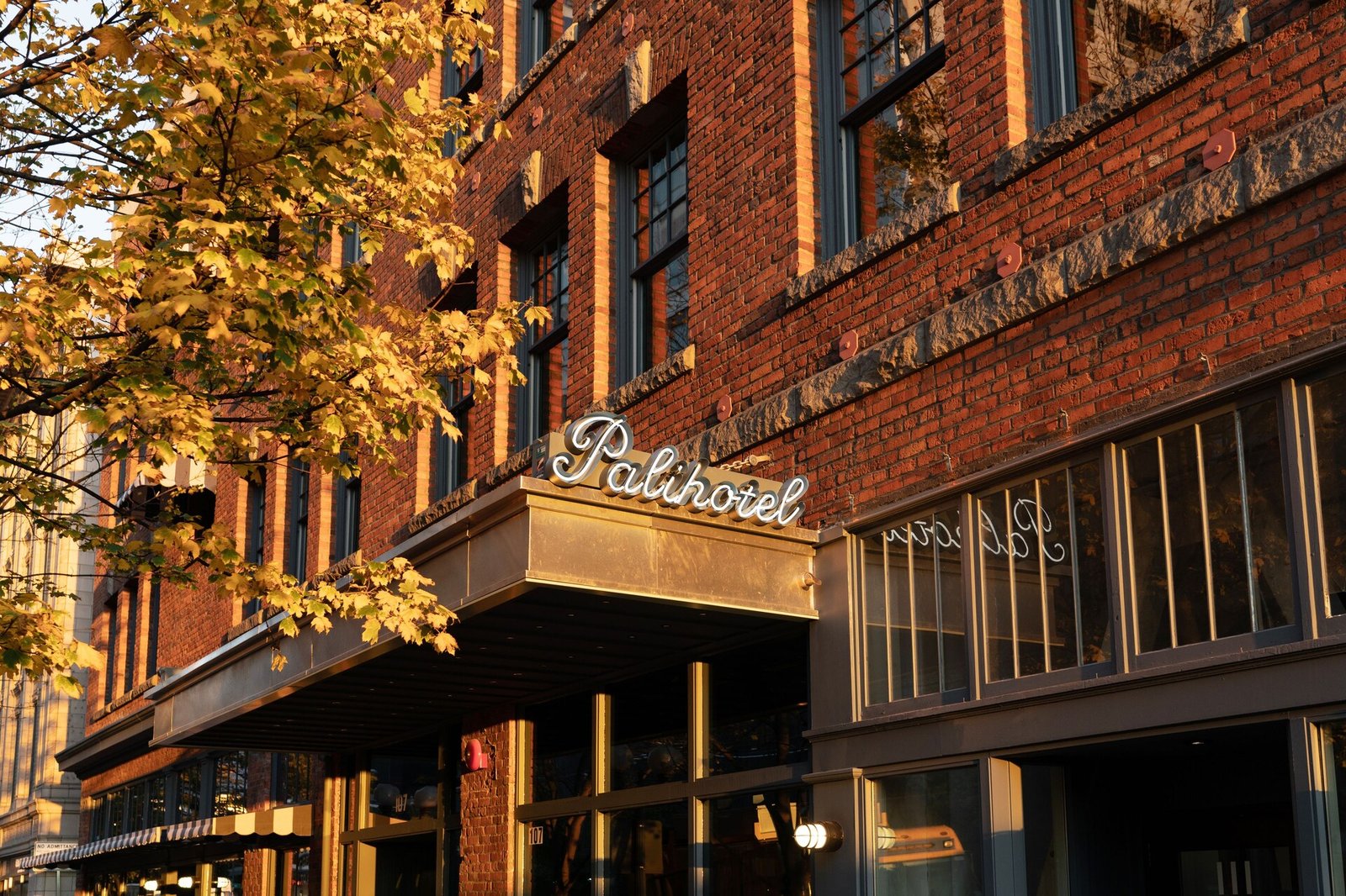 Palihotel Seattle, backstory