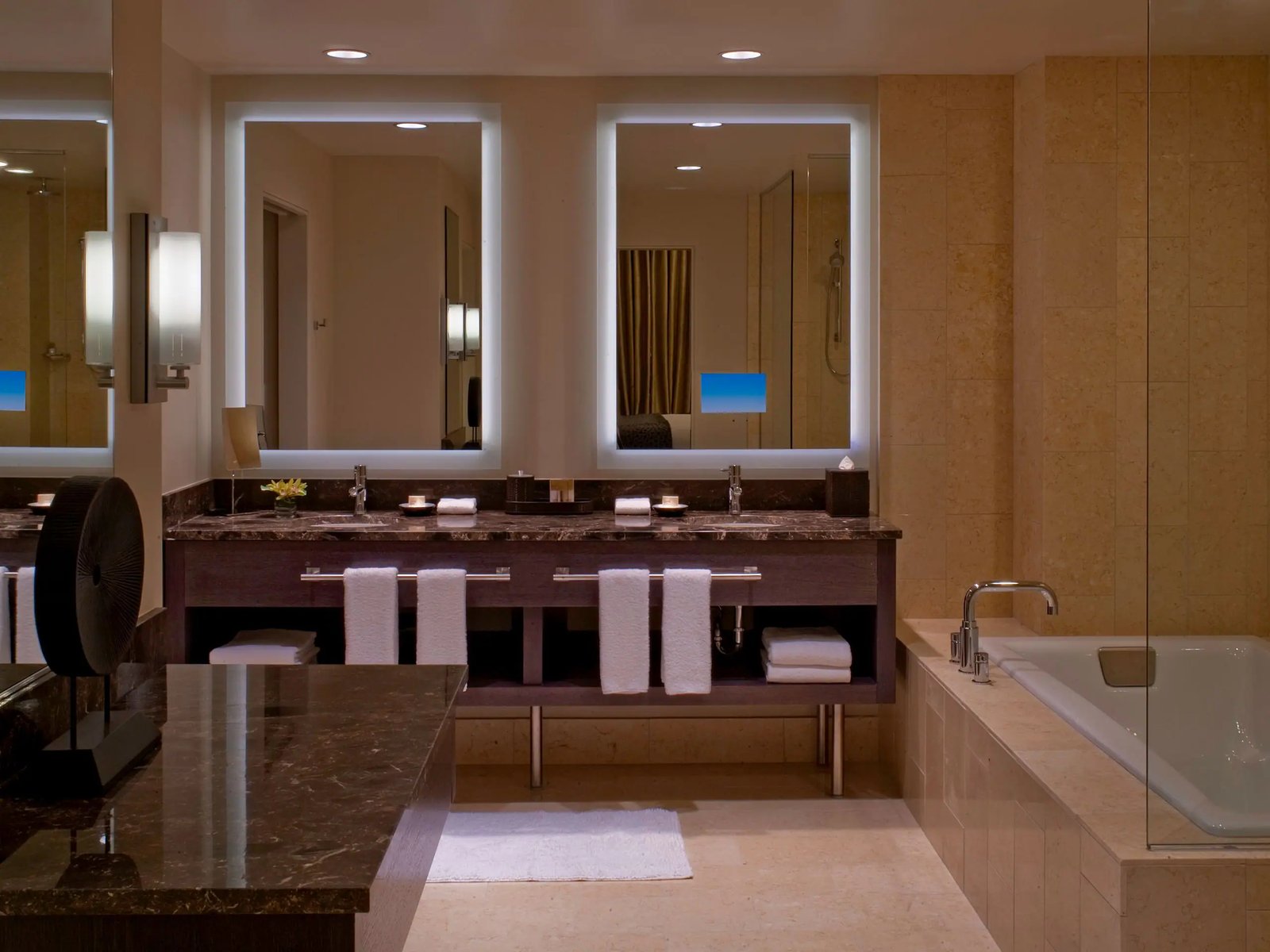 Hyatt at Olive 8, rooms