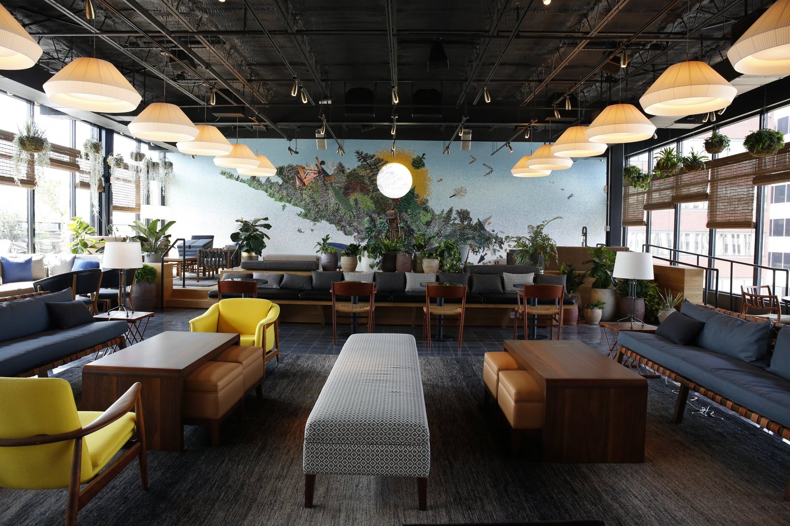 Eaton DC, eat & drink