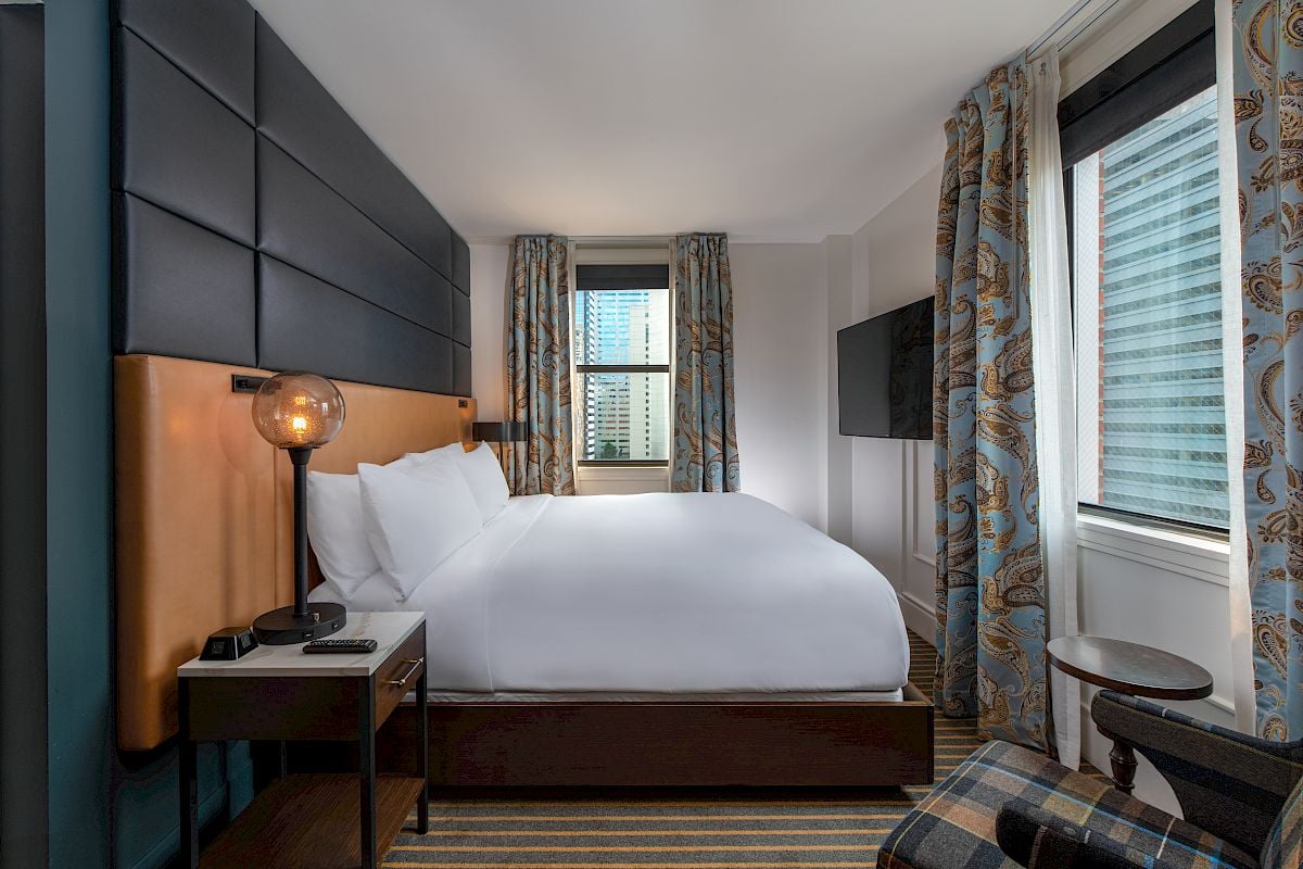 Hotel Theodore Seattle Downtown, Tapestry by Hilton, rooms