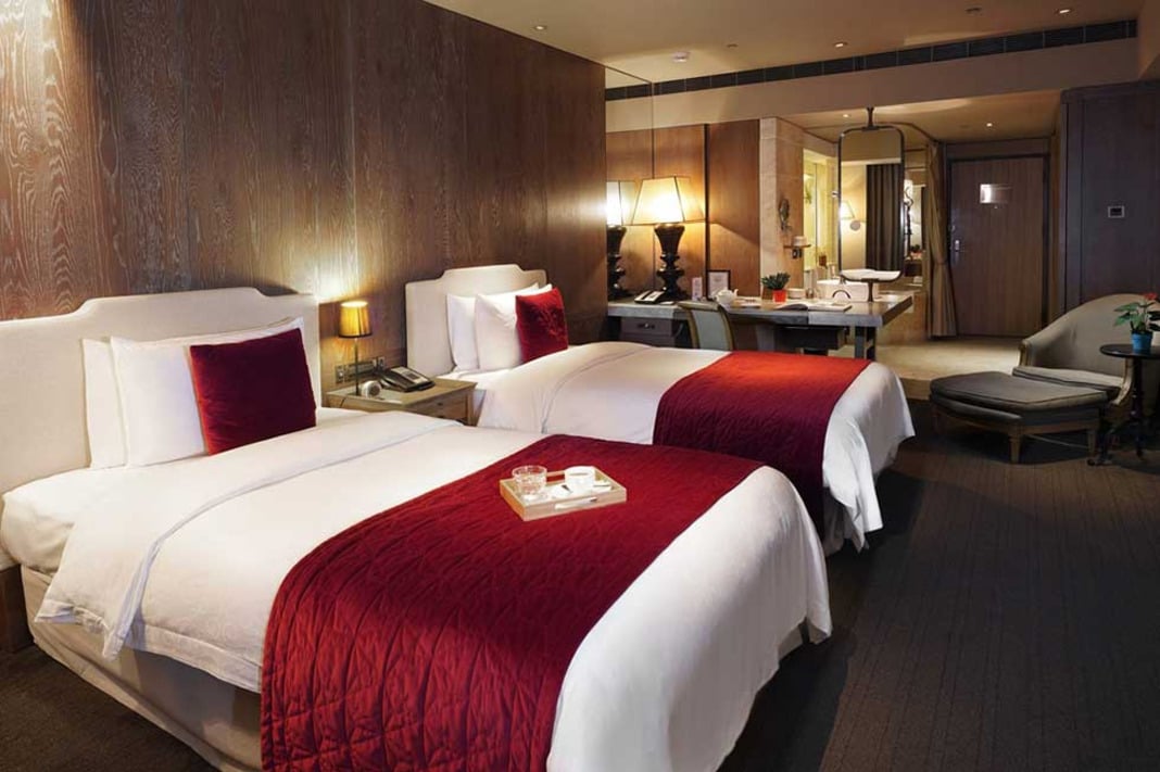 Palais de Chine Hotel — rooms