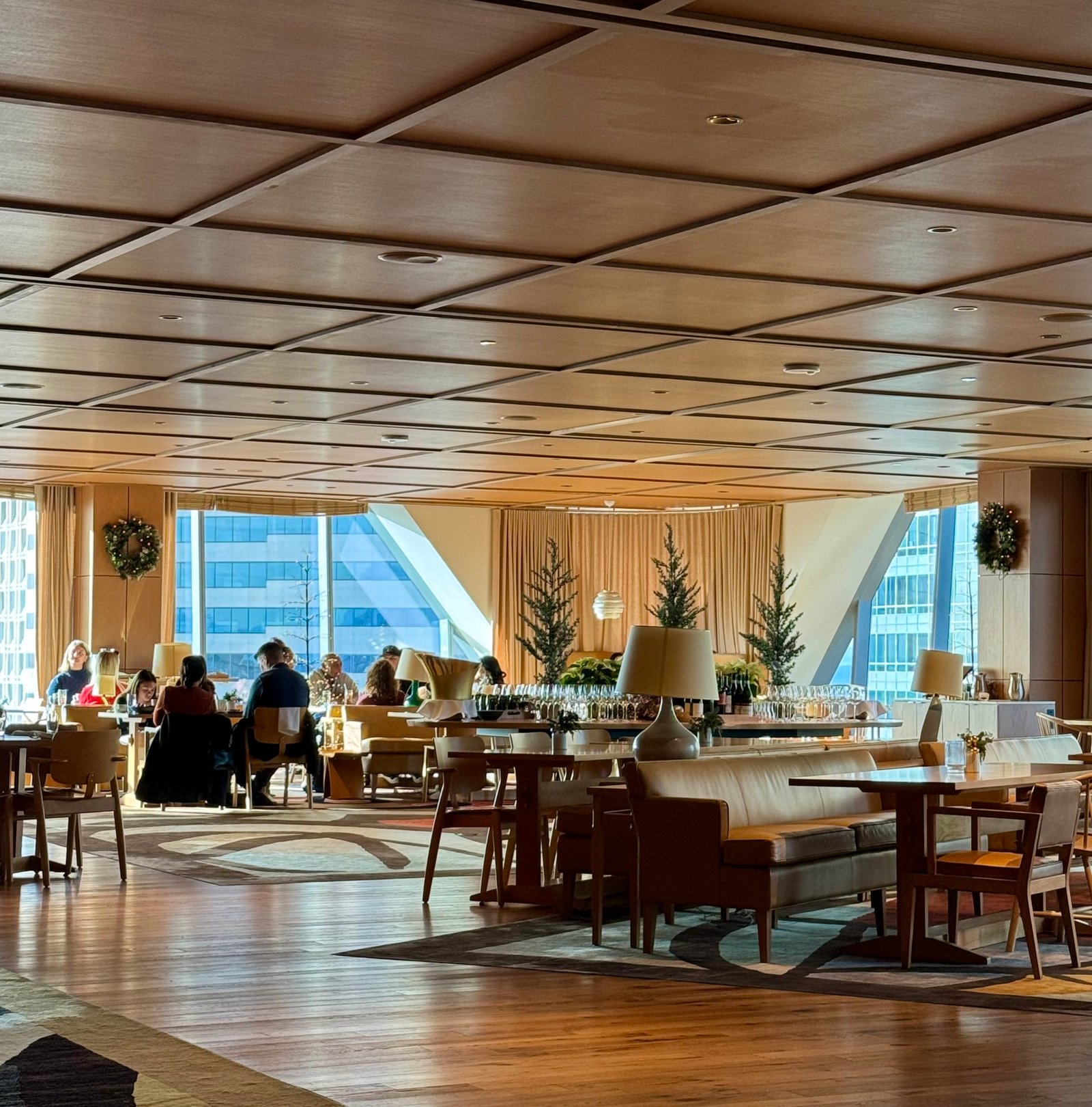 Lotte Hotel Seattle, eat & drink