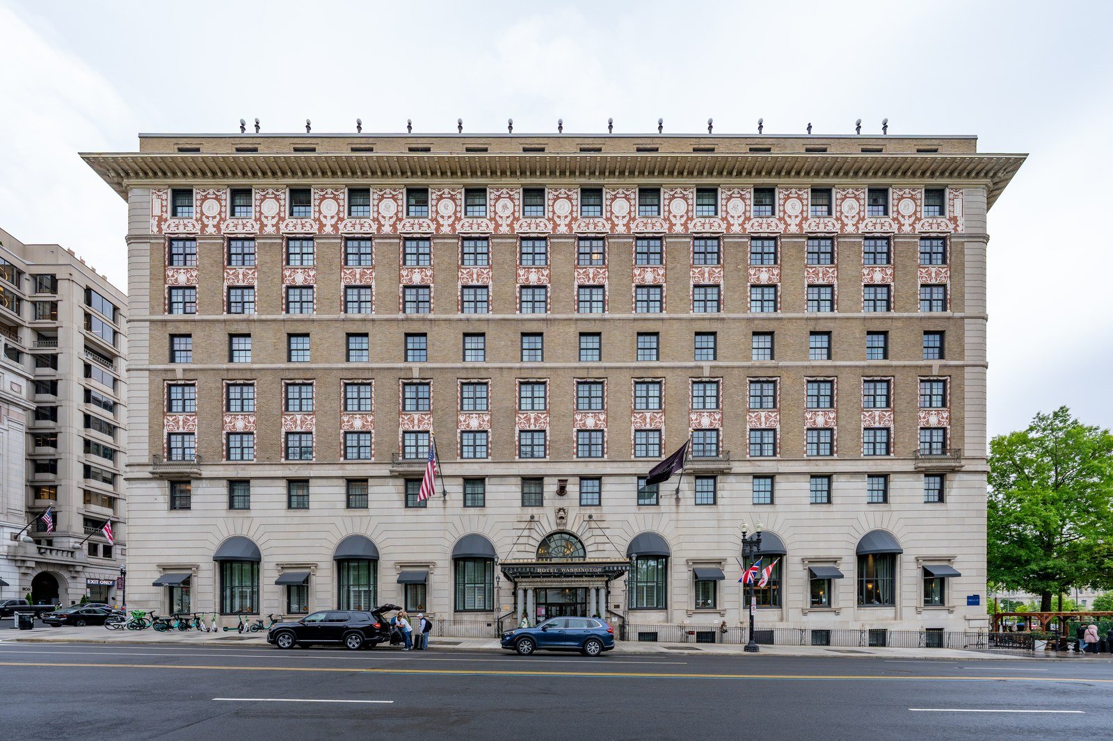 Hotel Washington, how it began