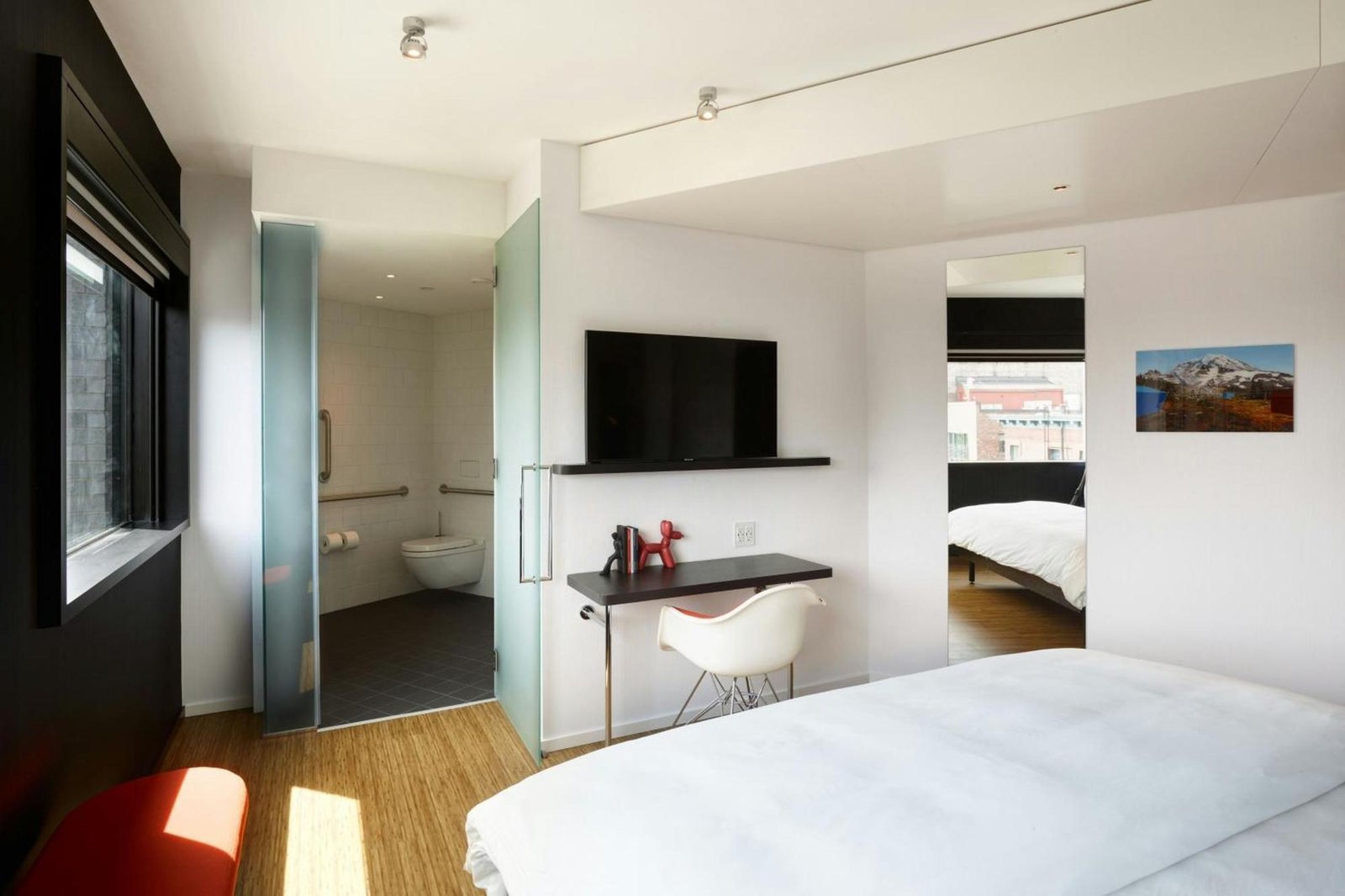 citizenM Seattle Pioneer Square, rooms
