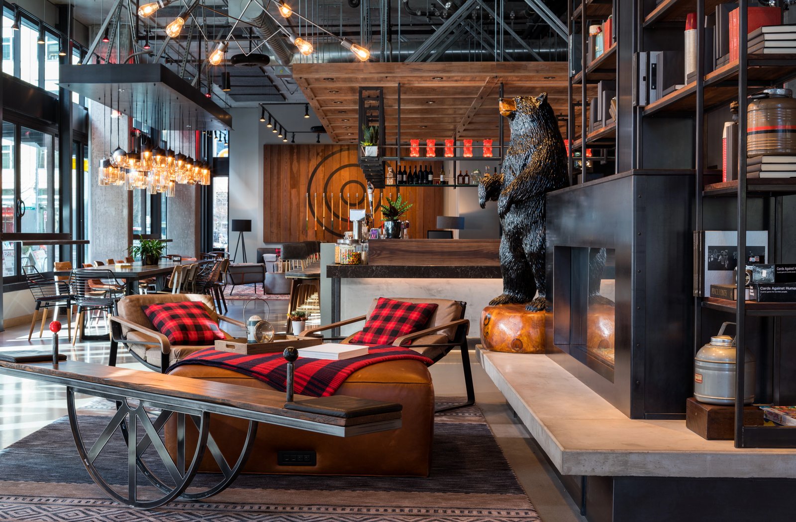 Moxy Seattle Downtown, eat & drink