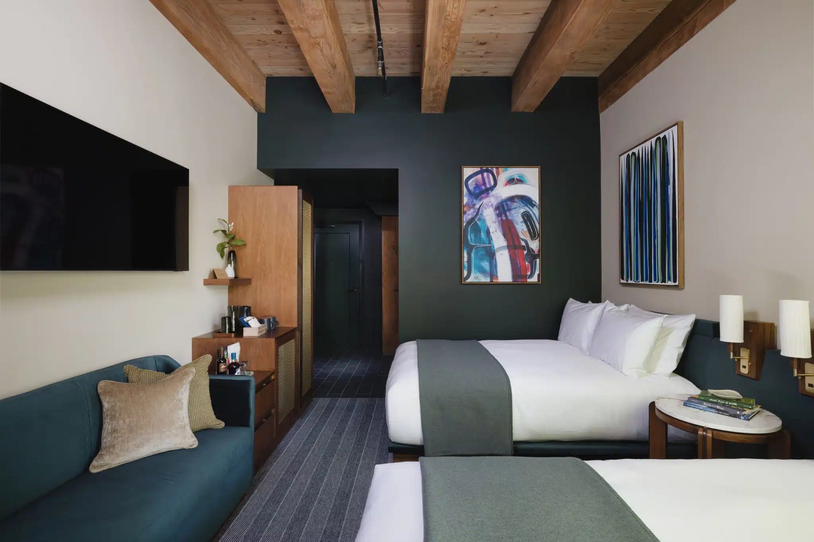Populus Seattle, rooms