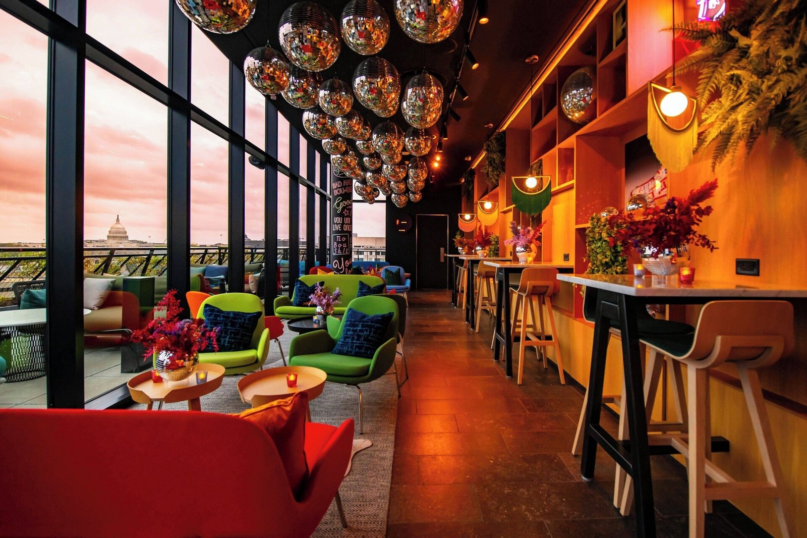citizenM Washington DC Capitol, eat & drink