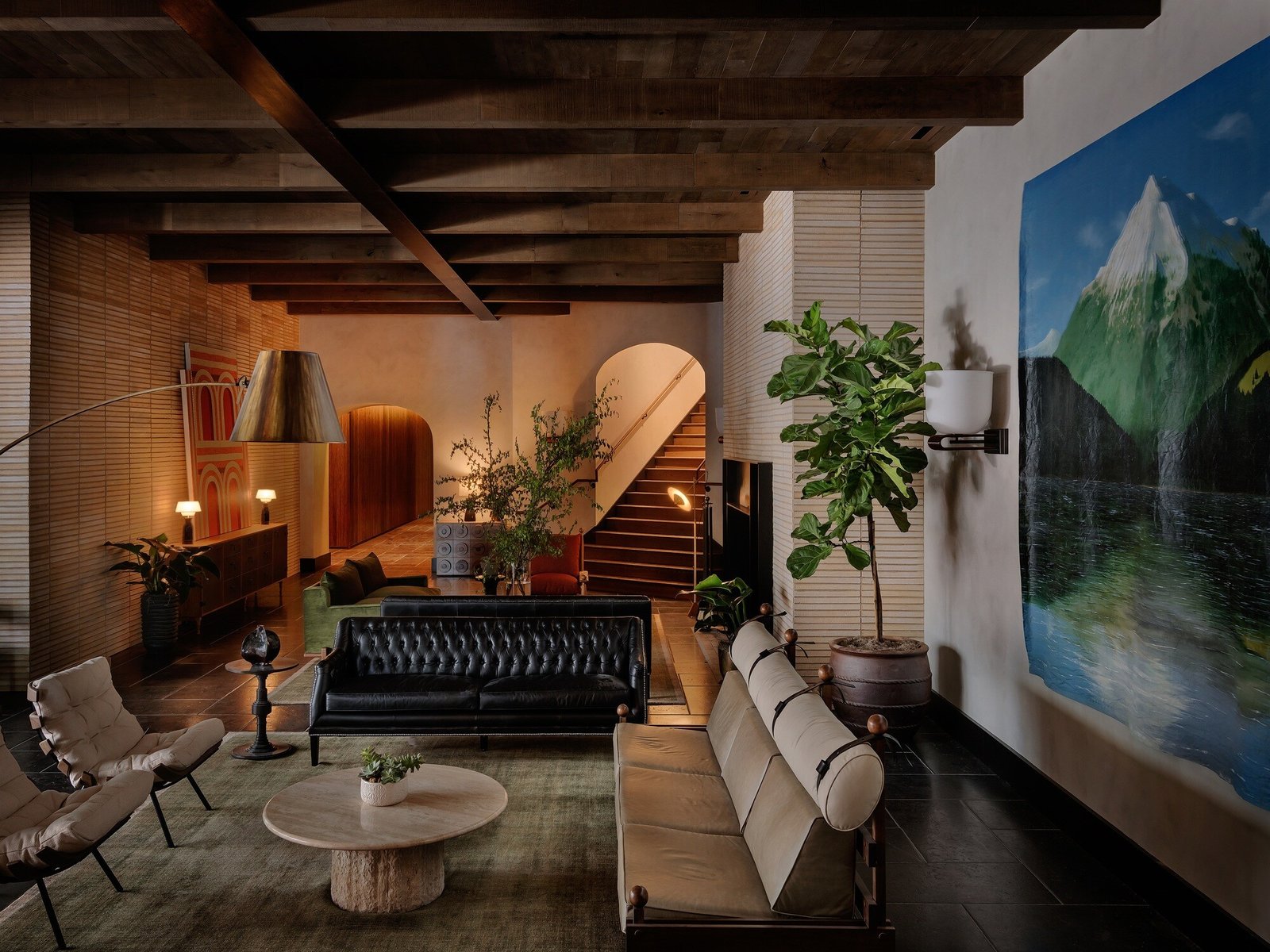 Forth Hotel Atlanta, vibe