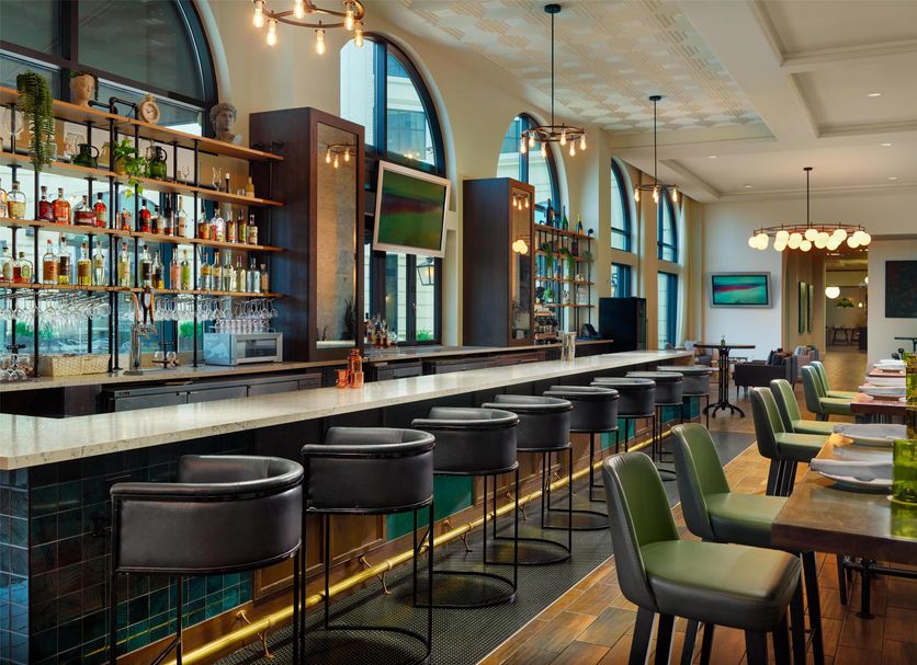 The Hamilton Alpharetta, Curio Collection by Hilton, eat & drink