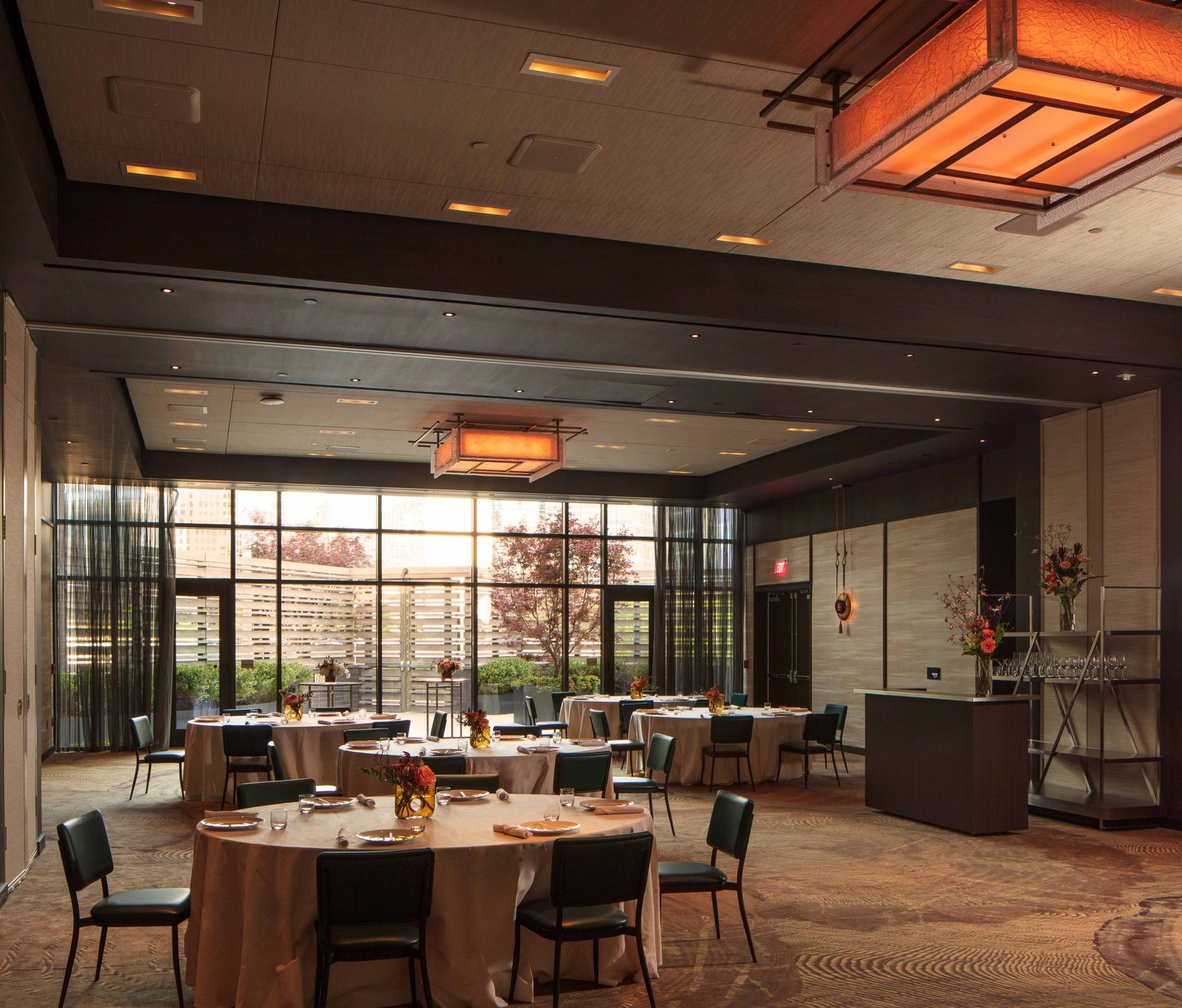 Nobu Hotel Atlanta, eat & drink